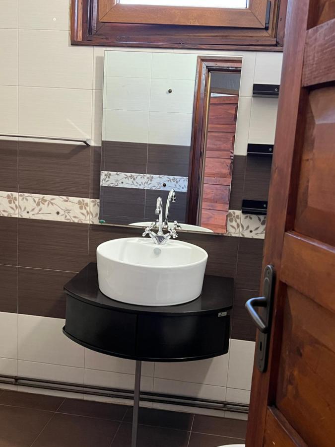 White Guest House 2 Karlovo Bagian luar foto