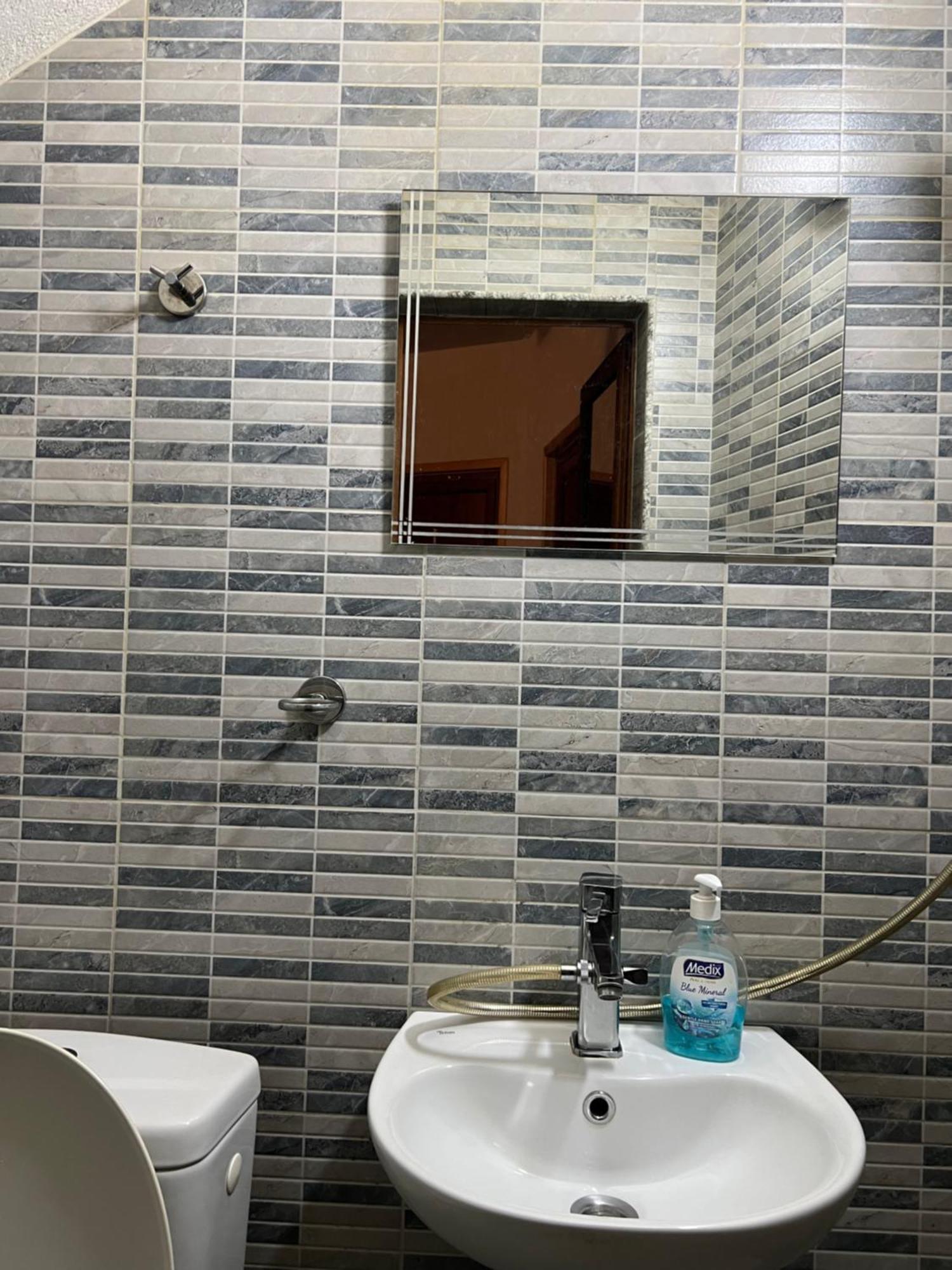 White Guest House 2 Karlovo Bagian luar foto